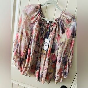 NWT beautiful Floral blouse